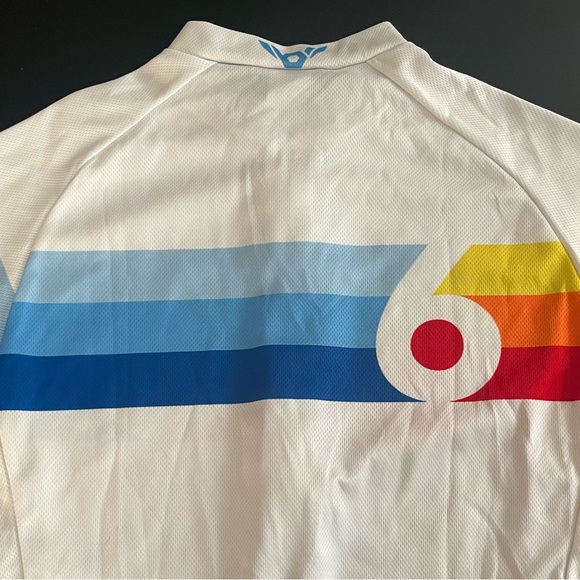 Twin Six (made in the USA) bike jersey comfortable,dry wicking,& fits perfectly. - Picture 5 of 7